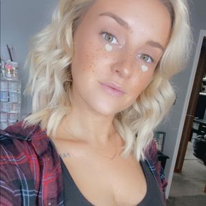 Meet your Posher, Mallory